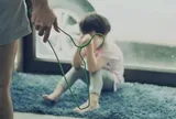 Đừng coi bạo hành trẻ em là chuyện riêng của gia đình