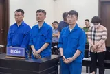 Nhận tiền “bảo kê” công trình xây dựng trái phép, loạt cựu cán bộ lĩnh án