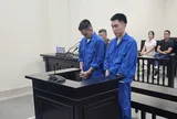 Hầu toà vì rủ nhau đi cướp 16 cây vàng của chủ nhà nghỉ