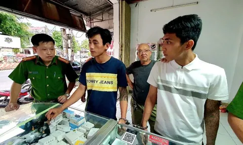 Tóm gọn 2 đối tượng đến nhà thờ khống chế người dân, cướp tài sản