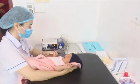 Đề xuất phụ nữ sinh đủ 2 con được ưu tiên mua nhà ở xã hội
