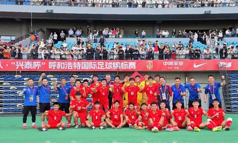HLV Cristiano Roland: “Cầu thủ U16 có thể tự hào về tinh thần Việt Nam”