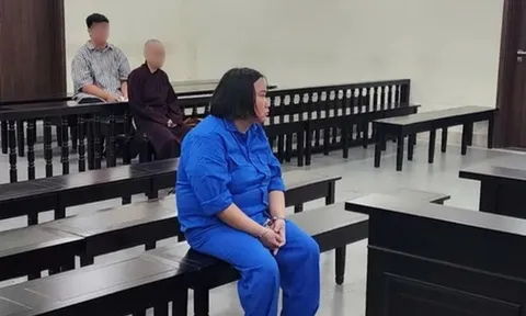 Phạt tù “siêu lừa” giả danh vợ lãnh đạo cấp cao, chiếm đoạt tiền tỷ của nhà chùa