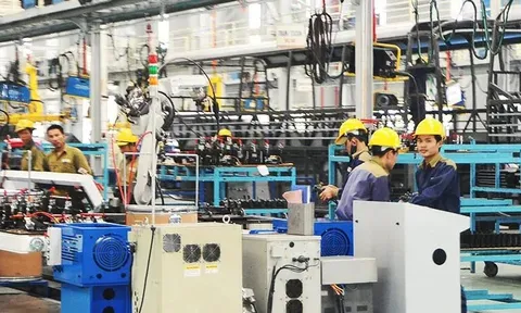 Kinh tế 5 tháng khởi sắc nhưng tiềm ẩn nhiều thách thức
