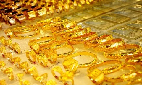 Giá vàng hôm nay 30/6: giảm mạnh ngay đầu phiên