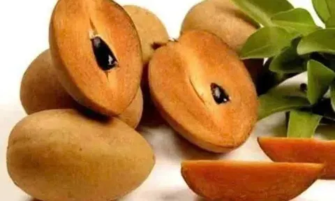 Một số lưu ý khi ăn hồng xiêm