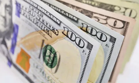 Tỷ giá USD hôm nay 4/7: thị trường tự do và ngân hàng cùng tăng