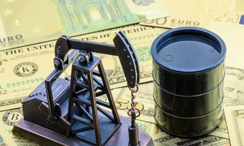Giá xăng dầu hôm nay 7/7: giảm nhẹ do sức ép từ OPEC+