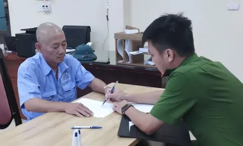 Tạm giữ tài xế xe buýt lấn làn, tông tử vong hai vợ chồng đi xe máy 