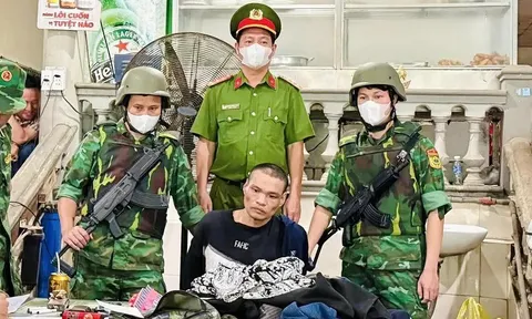 Quảng Trị: bắt giữ đối tượng mang theo 2 khẩu súng quân dụng tại khu vực biên giới