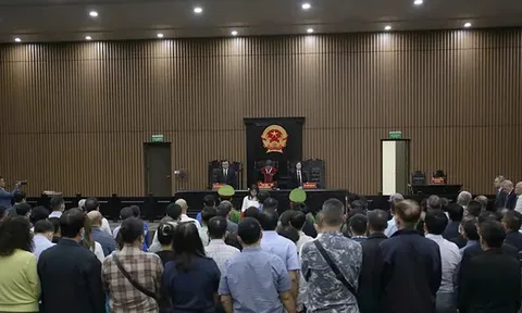 Ca sĩ Vũ Hà trước khi hầu tòa vụ đánh bạc nghìn tỉ đồng tại khách sạn Pullman