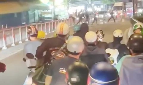 TP Hồ Chí Minh: truy xét nhóm thanh niên hỗn chiến gây náo loạn đường phố