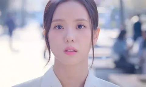 Jisoo Blackpink xuất hiện trong phim hài lãng mạn “Boyfriend on Demand”