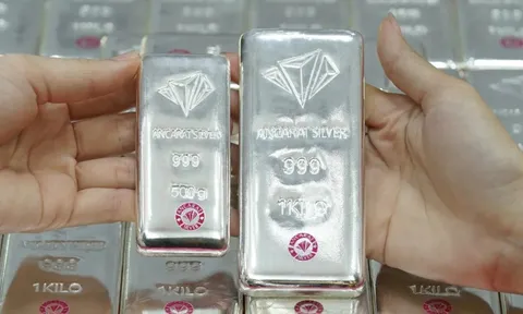 Giá bạc hôm nay 9/2/2026: Bạc Phú Quý, Ancarat tăng bứt phá, tiếp tục duy trì xu hướng tích cực