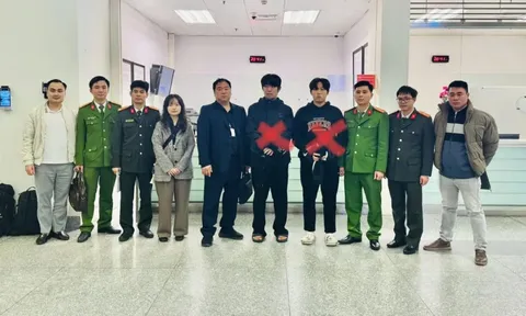 Công an tỉnh Bắc Ninh bắt, bàn giao 2 đối tượng truy nã đỏ của Interpol cho Hàn Quốc