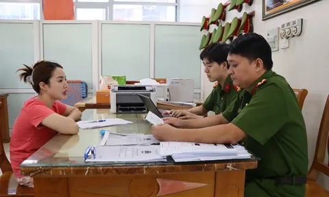 Tạo vỏ bọc là người có quan hệ, lừa đảo hàng chục tỷ đồng