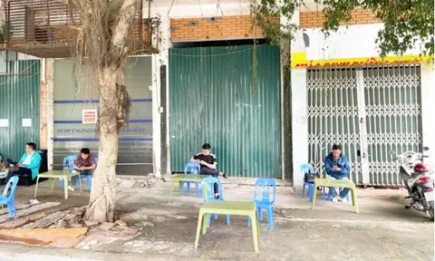 Sớm đưa vào sử dụng hàng chục nghìn mét vuông nhà kinh doanh dịch vụ bị bỏ hoang Bài 2: Vừa thiệt hại kinh tế, vừa mất mỹ quan khu đô thị