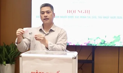 Bổ sung hình thức xử lý ký luật đối với người kê khai tài sản không trung thực