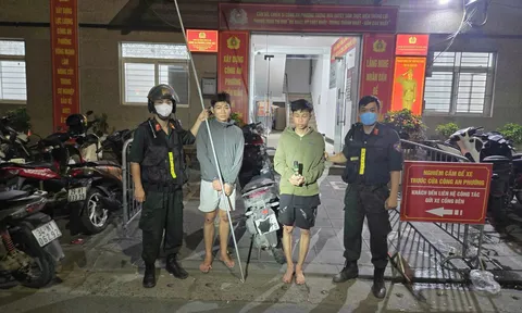 Khống chế 4 thanh niên che biển số xe, phóng lạng lách trong đêm