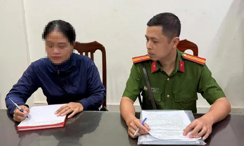 Xử lý người bán hàng rong thu 430.000 đồng cho 10 chiếc bánh rán của khách nước ngoài