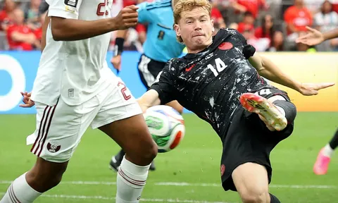World Cup 2026: Canada thắng hủy diệt Qatar 6-0, vươn lên dẫn đầu bảng B