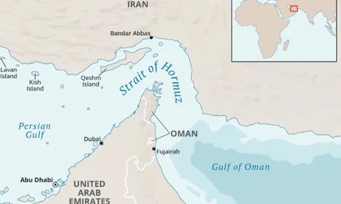 Tàu thương mại ở Eo biển Hormuz trúng tên lửa, nghi của Iran
