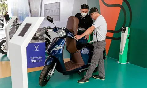 Các hãng xe máy điện giảm giá để chiếm thị phần
