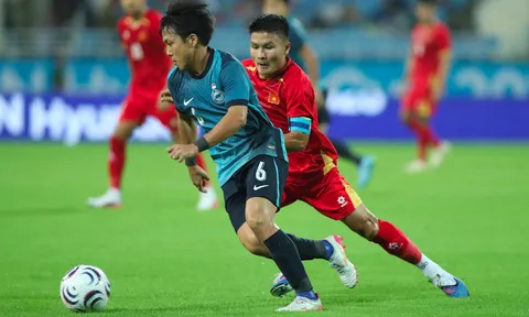HLV Kim Sang-sik thừa nhận tuyển Việt Nam chơi chưa tốt trước Singapore