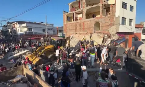 Động đất Colombia khiến hàng loạt trận bóng đá bị hoãn