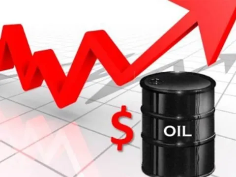 Giá xăng dầu hôm nay 10/10: thế giới và trong nước cùng tiến