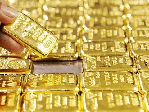 Giá vàng hôm nay 10/10: thế giới lao dốc không phanh, nhẫn giảm sâu
