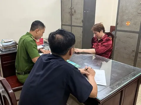Đột kích căn nhà kiên cố, thu giữ 1 bánh heroin và hàng trăm viên thuốc lắc