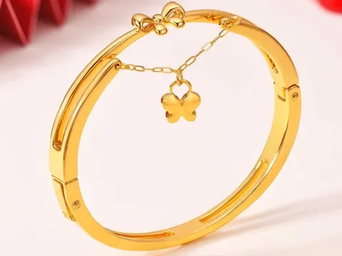 Giá vàng hôm nay 23/5: thế giới giảm mạnh, nhẫn ngược chiều tăng