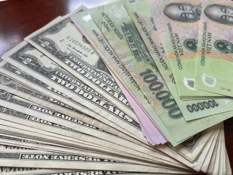 Tỷ giá USD hôm nay 24/5: giảm mạnh trên thị trường tự do và ngân hàng