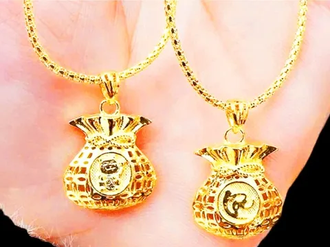 Giá vàng hôm nay 29/5: thế giới giảm mạnh không ngừng, SJC ngược chiều tăng