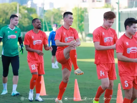 Cao Pendant Quang Vinh nói gì trong ngày đầu hội quân cùng tuyển Việt Nam?