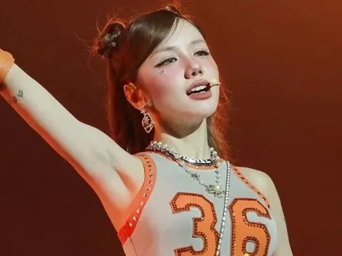Mỹ nhân "khác biệt" nhất tại Em xinh say hi