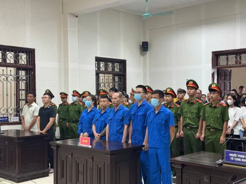 Quảng Ninh: xét xử 7 bị cáo liên quan đến vụ án buôn bán hàng cấm