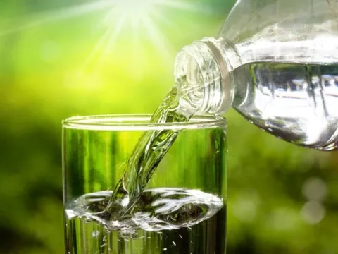 3 nhóm người có nguy cơ bị mất nước trong mùa hè