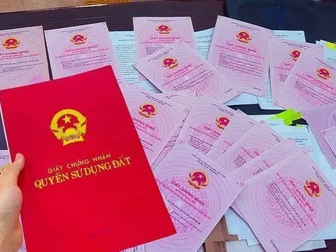 Thẩm quyền của Chủ tịch UBND cấp xã về việc cấp sổ đỏ