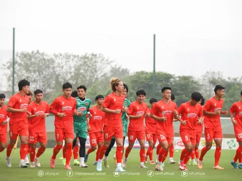 HLV Kim Sang-sik loại cầu thủ trẻ xuất sắc nhất V-League 2024-2025