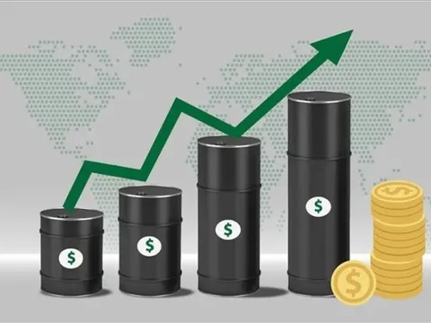 Giá xăng dầu hôm nay 12/7: lấy lại đà tăng do thị trường thắt chặt