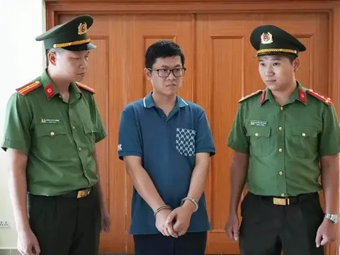 Khởi tố, bắt giam nhóm đối tượng phát tán hơn 21.000 video khiêu dâm