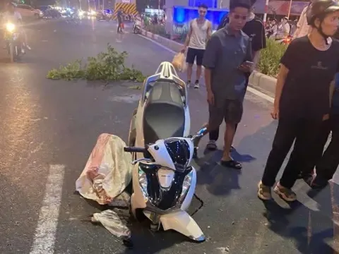 Vụ xe máy SH sụt hố tử thần ở Hà Nội: Có cơ sở pháp lý để yêu cầu bồi thường