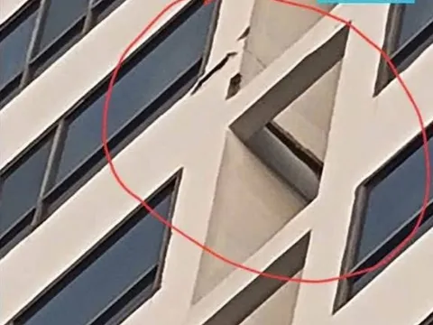 TP Hồ Chí Minh: Chung cư Lapen Center xuất hiện vết nứt gãy lớn, hàng trăm cư dân hốt hoảng