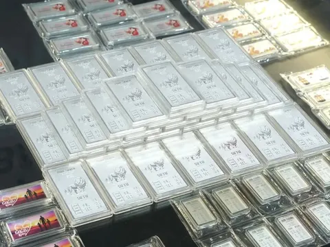 Giá bạc hôm nay 22/1/2026: Bạc Phú Quý, Ancarat biến động mạnh, áp lực chốt lời gia tăng