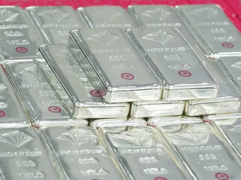Giá bạc hôm nay 27/1/2026: Bạc trong nước bứt phá, xu hướng ngắn hạn có thể chững lại