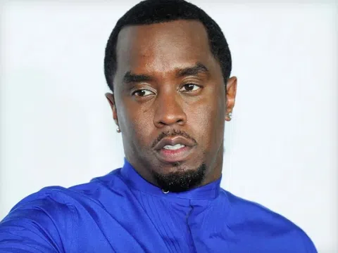 "Ông trùm âm nhạc" Diddy xuất hiện sau hàng loạt cáo buộc tình dục chấn động