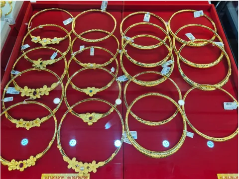 Theo dõi Báo Hànộimới trên  Sáng 17-3, giá vàng trong nước giảm nửa triệu đồng mỗi lượng