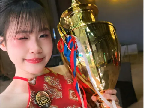 Đàm Thủy Tiên giành Cup Vàng Cuộc thi Nghệ thuật Quốc tế Thái Bình Dương